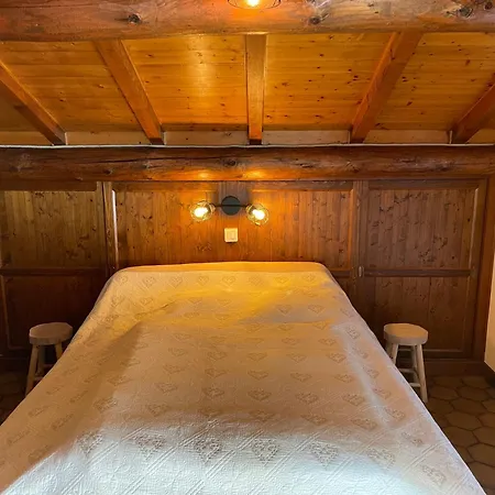 Le Coteau Apartment